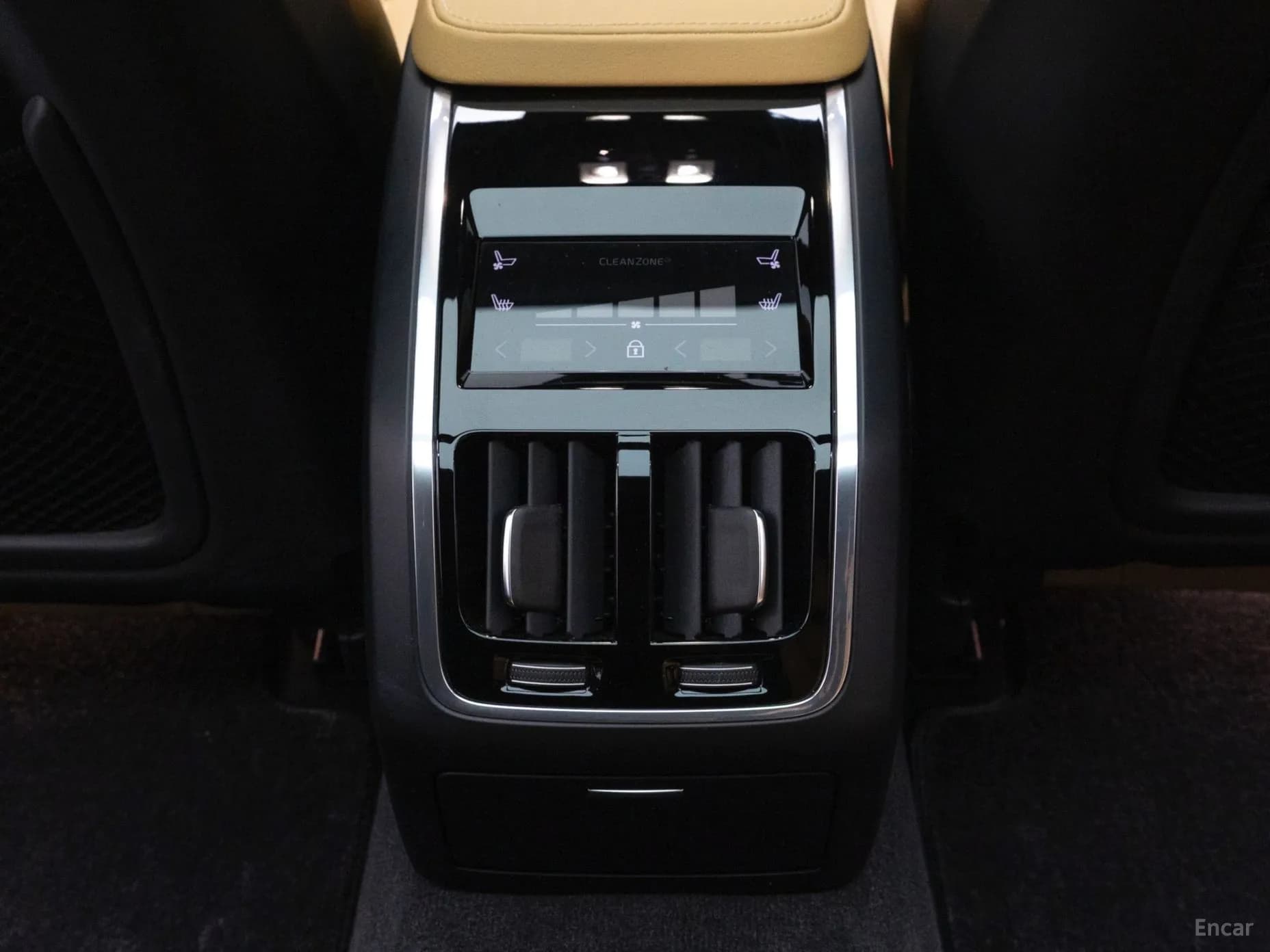 S90