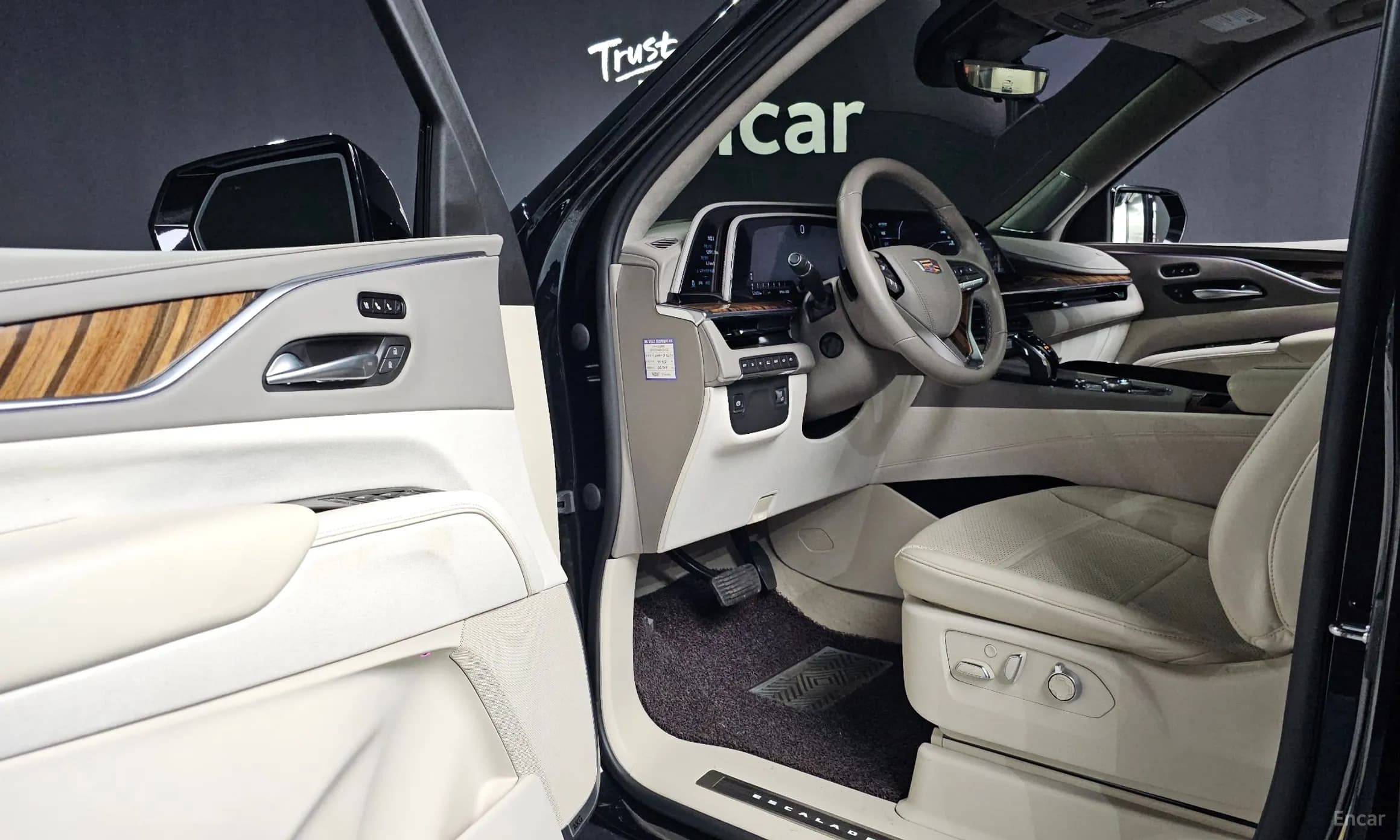 Escalade 5th Generation