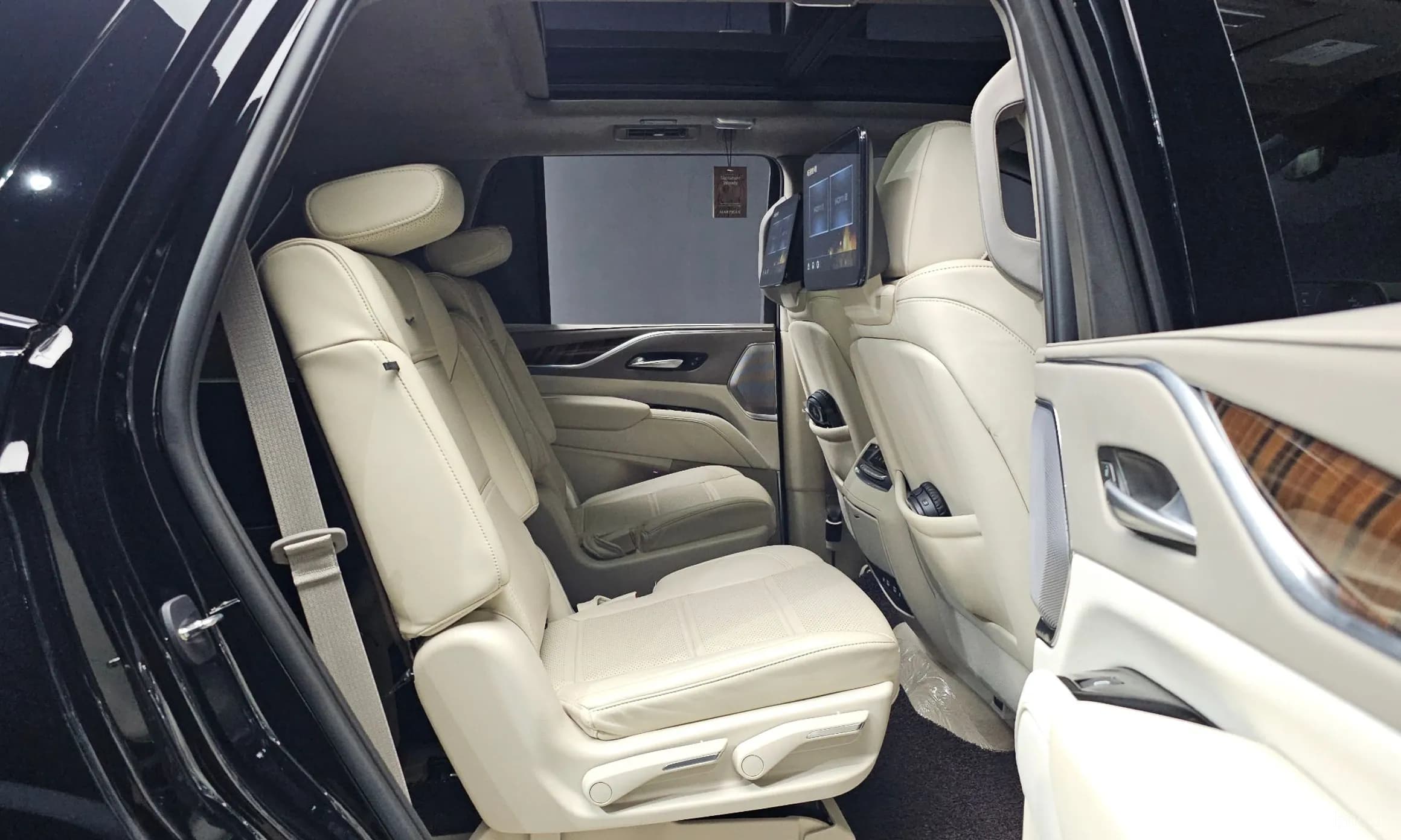 Escalade 5th Generation