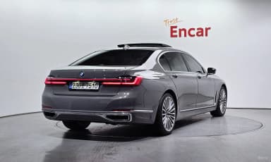 7 Series (G11)