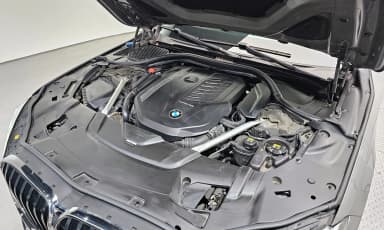 7 Series (G11)
