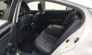 ES300h 7th Generation