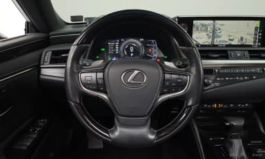 ES300h 7th Generation