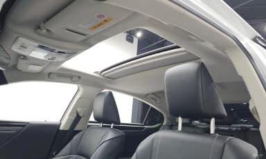 ES300h 7th Generation