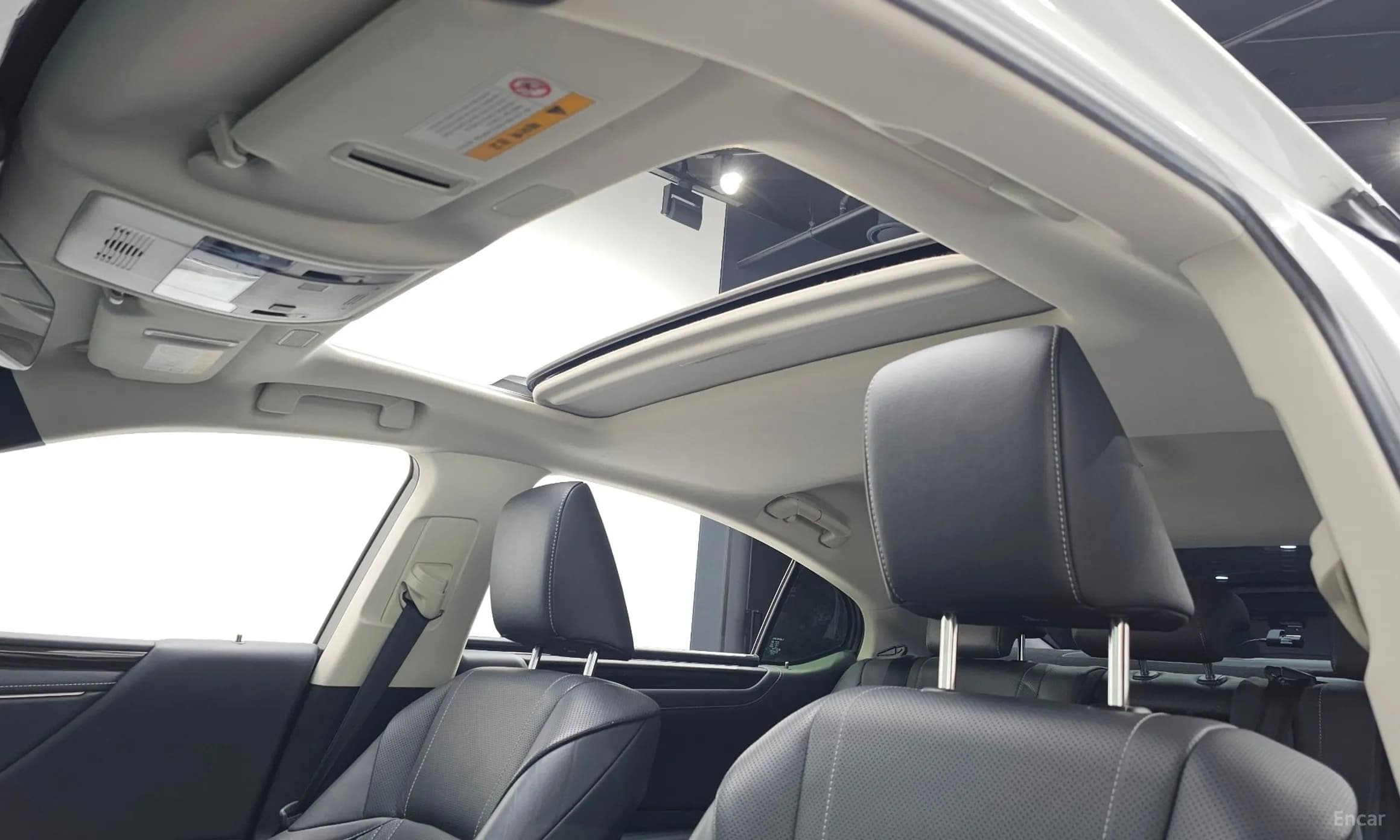 ES300h 7th Generation