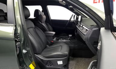 Rexton Sports Khan