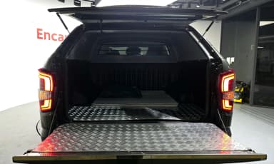 Rexton Sports Khan