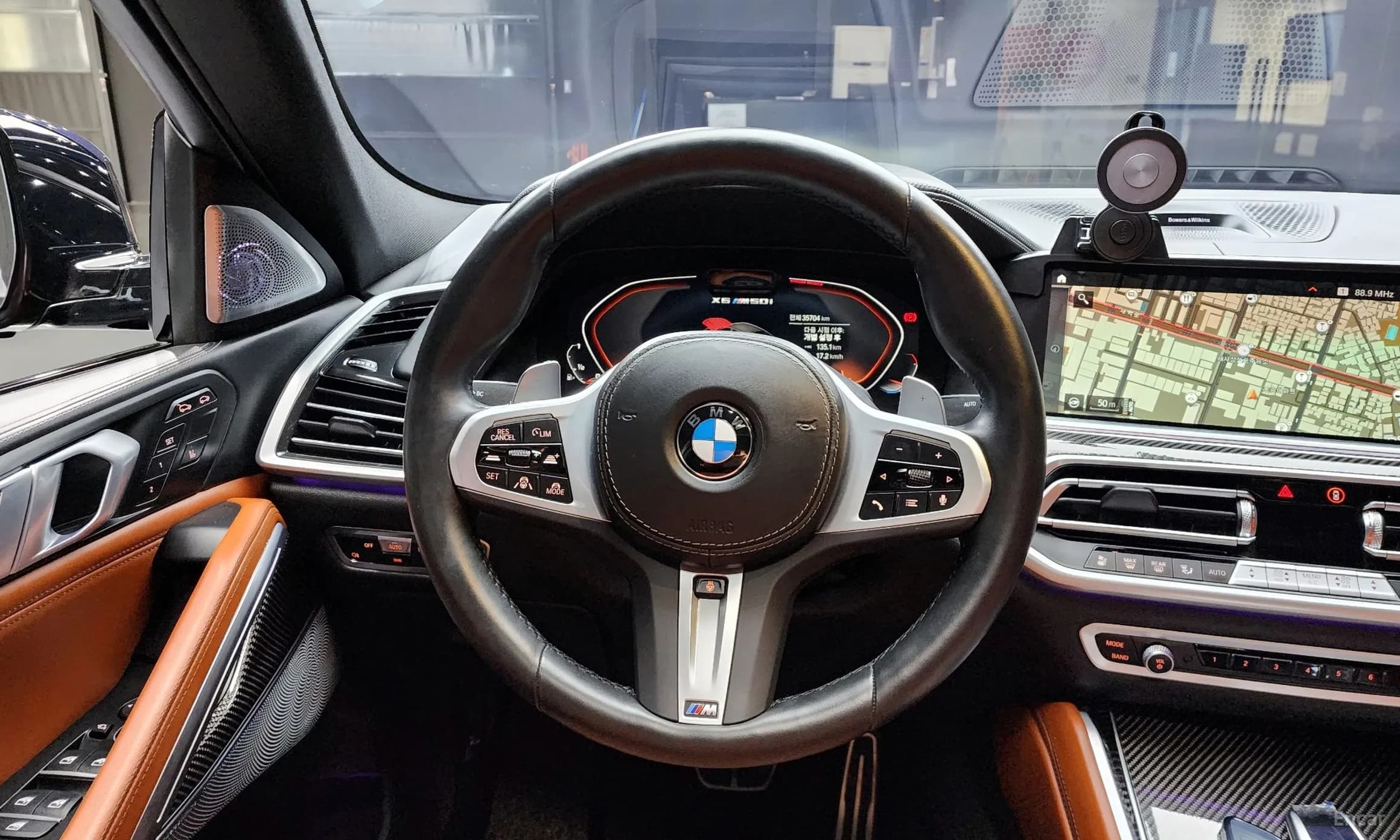 X6 (G06)