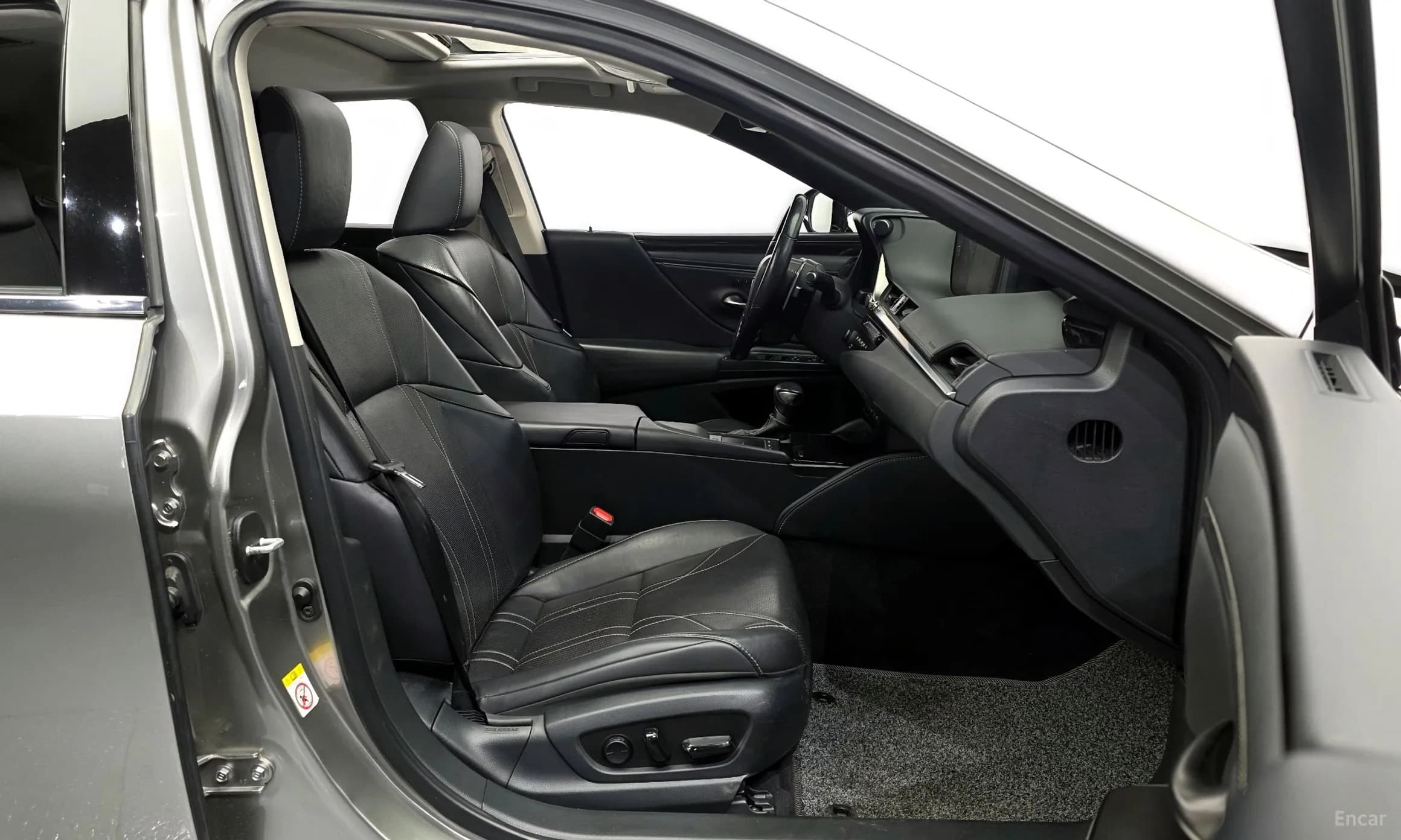 ES300h 7th Generation