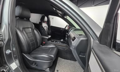 G4 Rexton