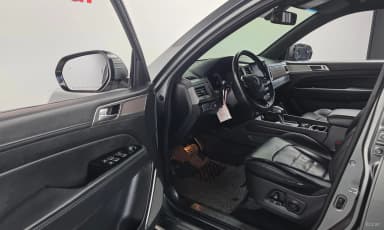 G4 Rexton