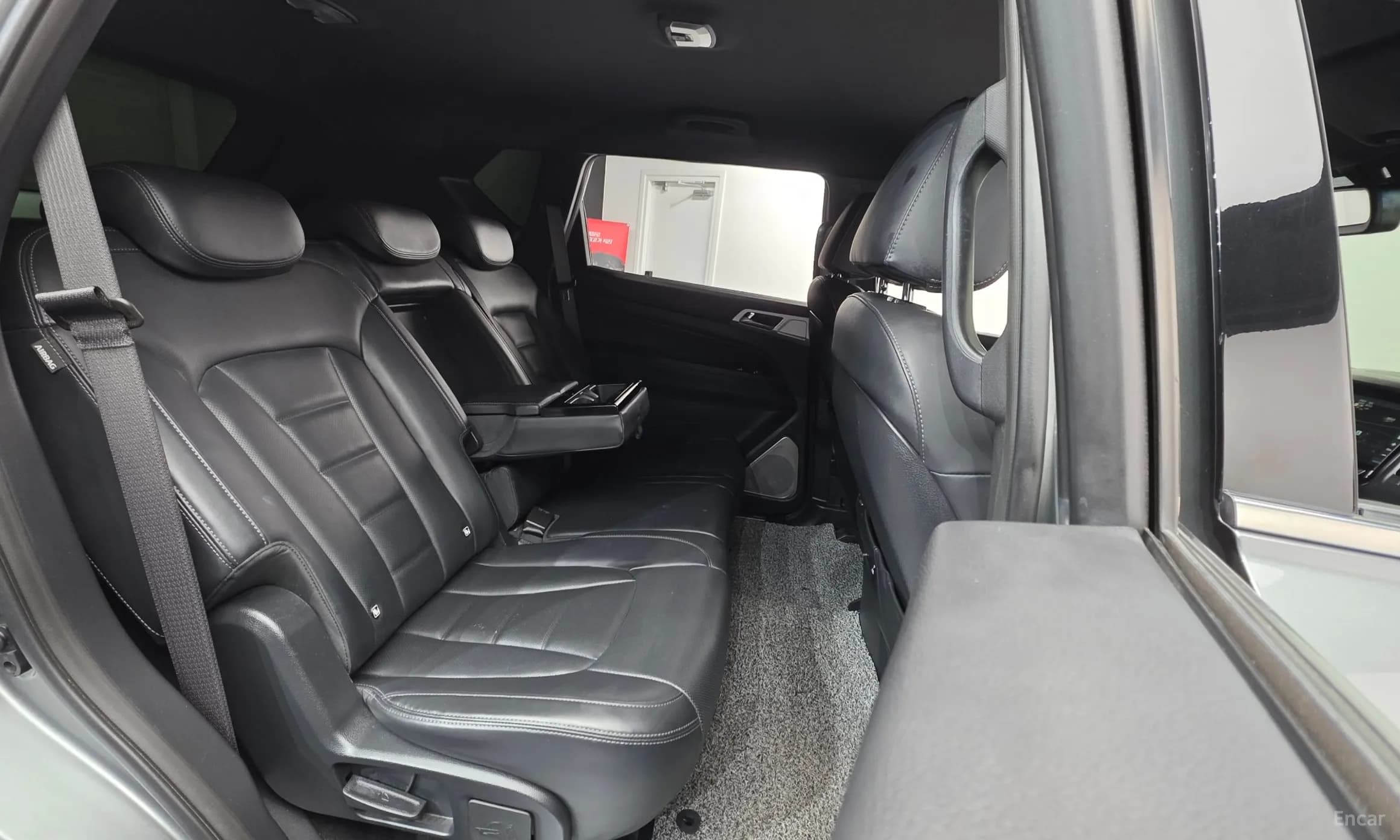 G4 Rexton