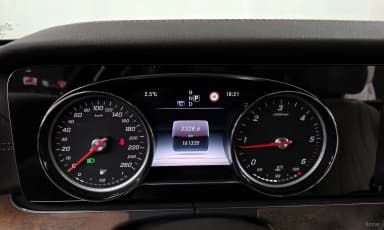 E-Class W213