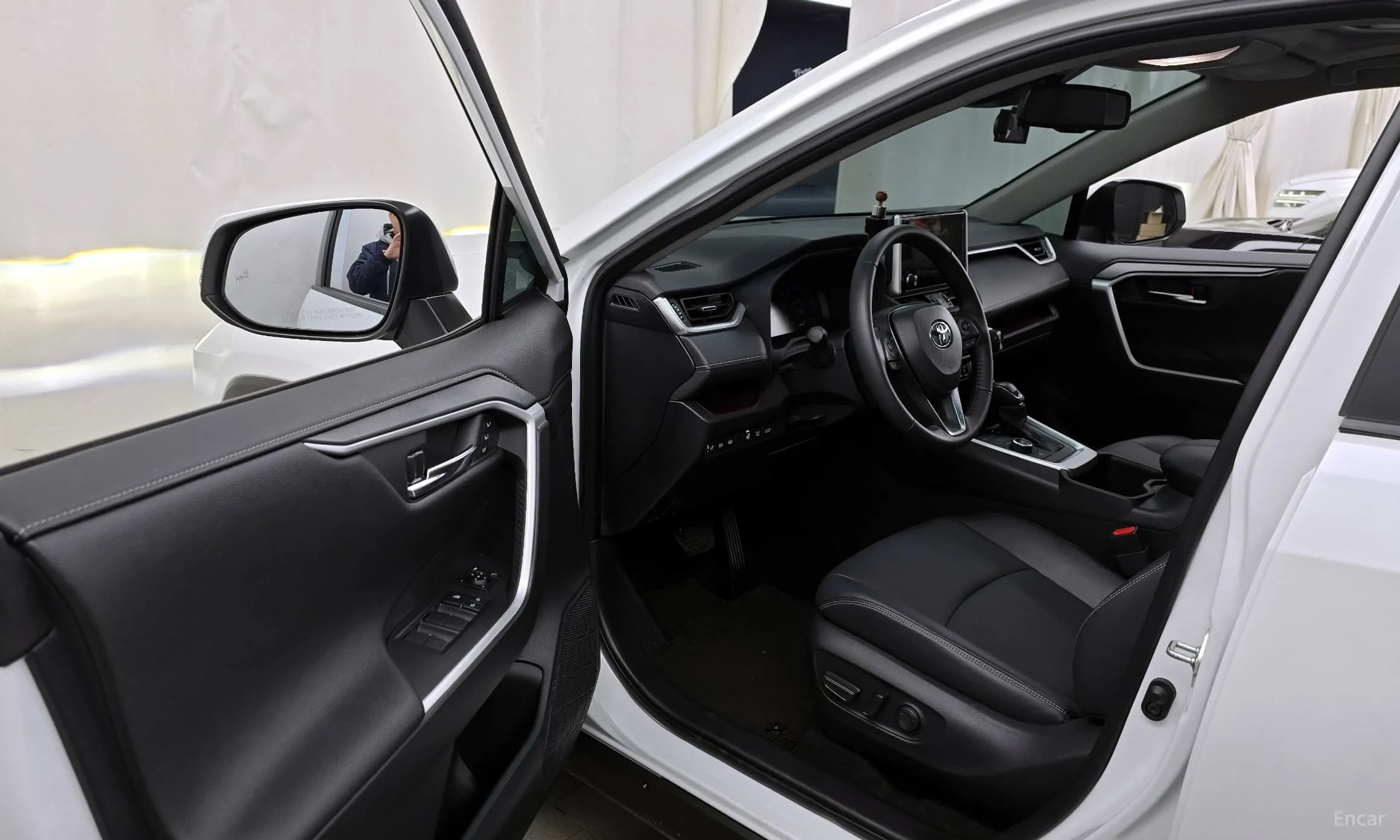 RAV4 5th Generation