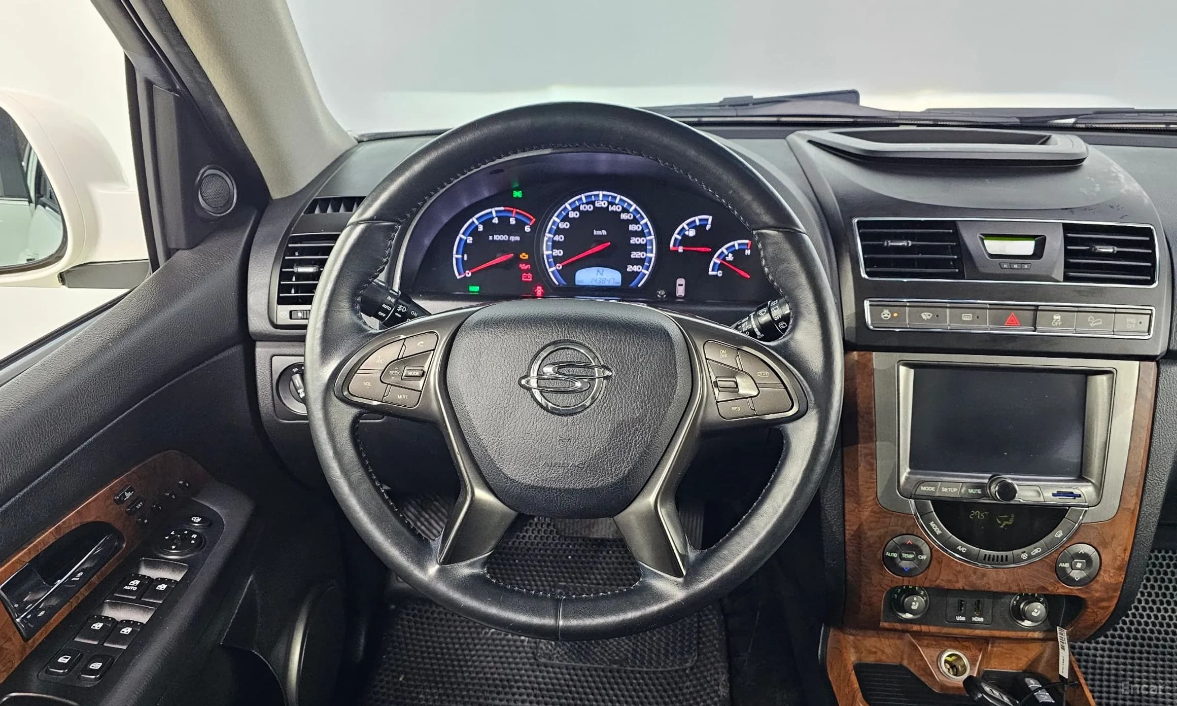 Rexton W
