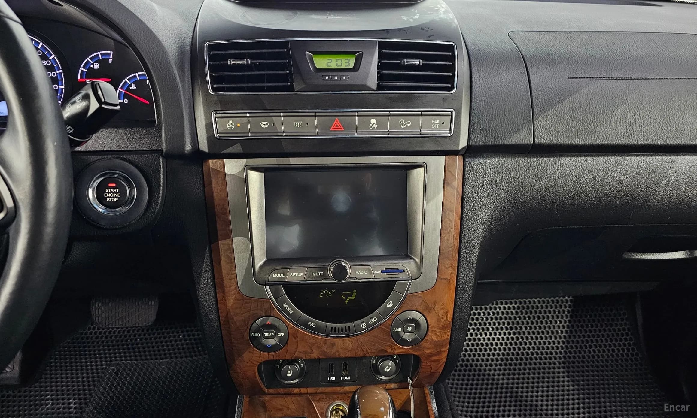 Rexton W