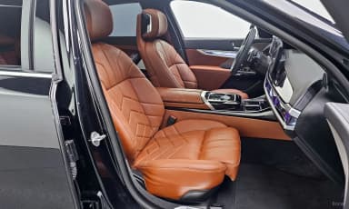7 Series (G70)
