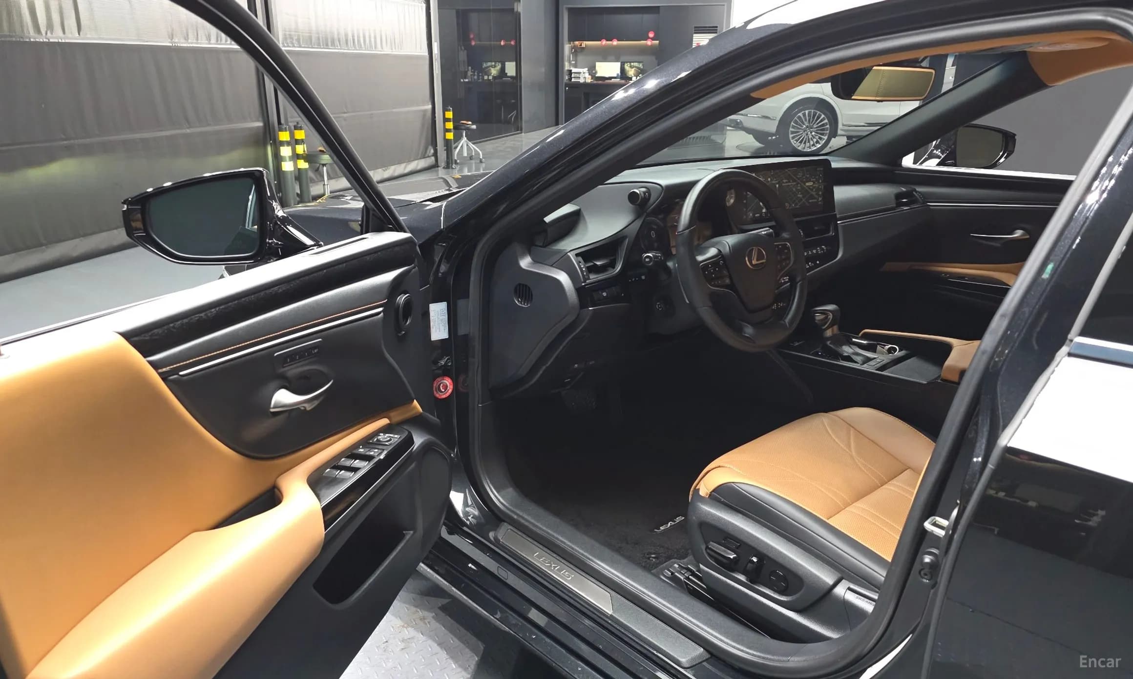 ES300h 7th Generation