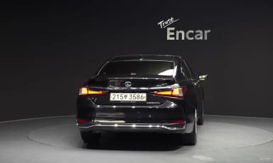 ES300h 7th Generation