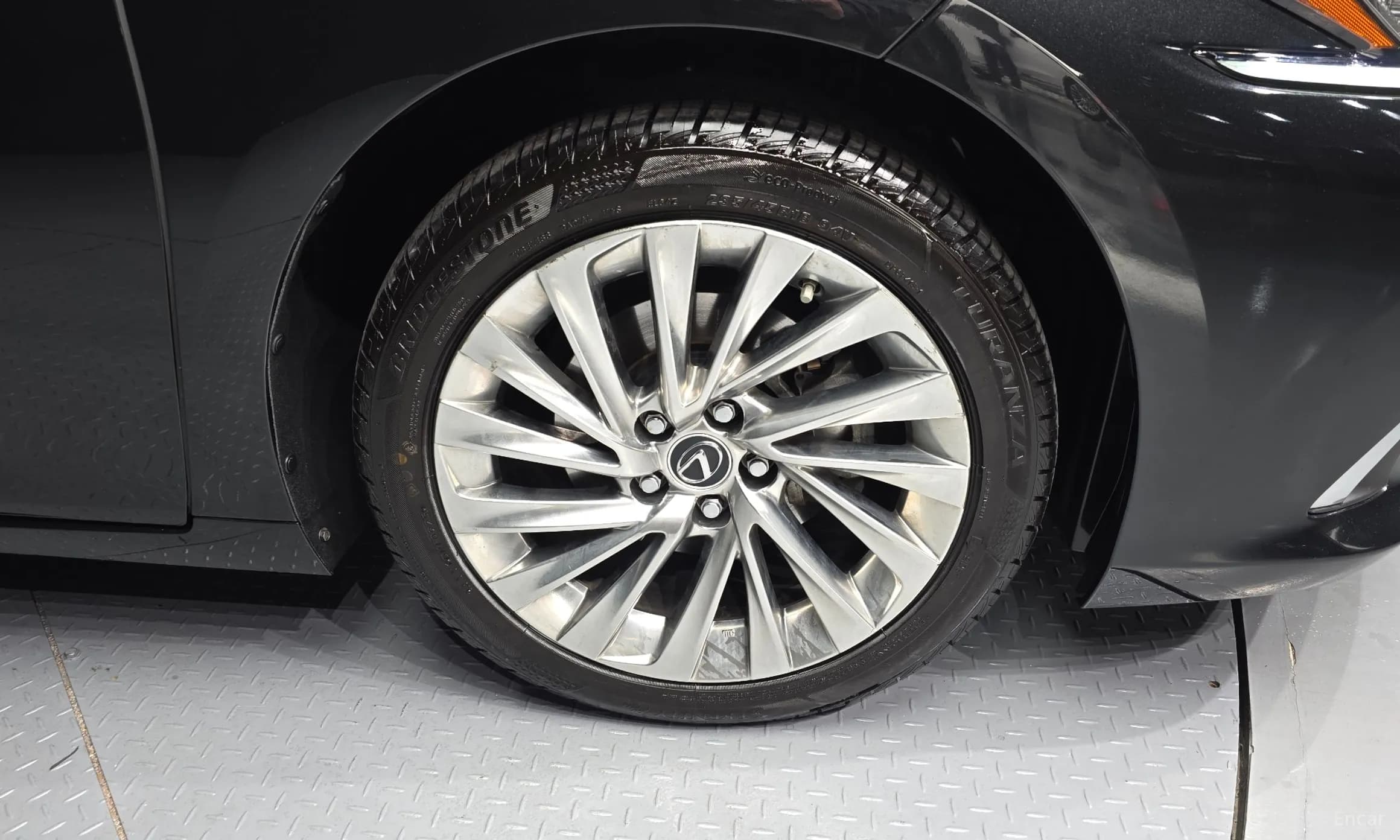 ES300h 7th Generation