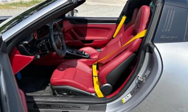 911 (992)