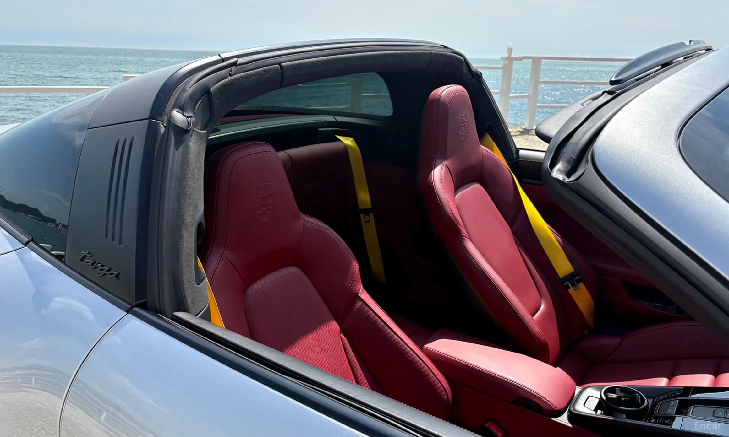 911 (992)