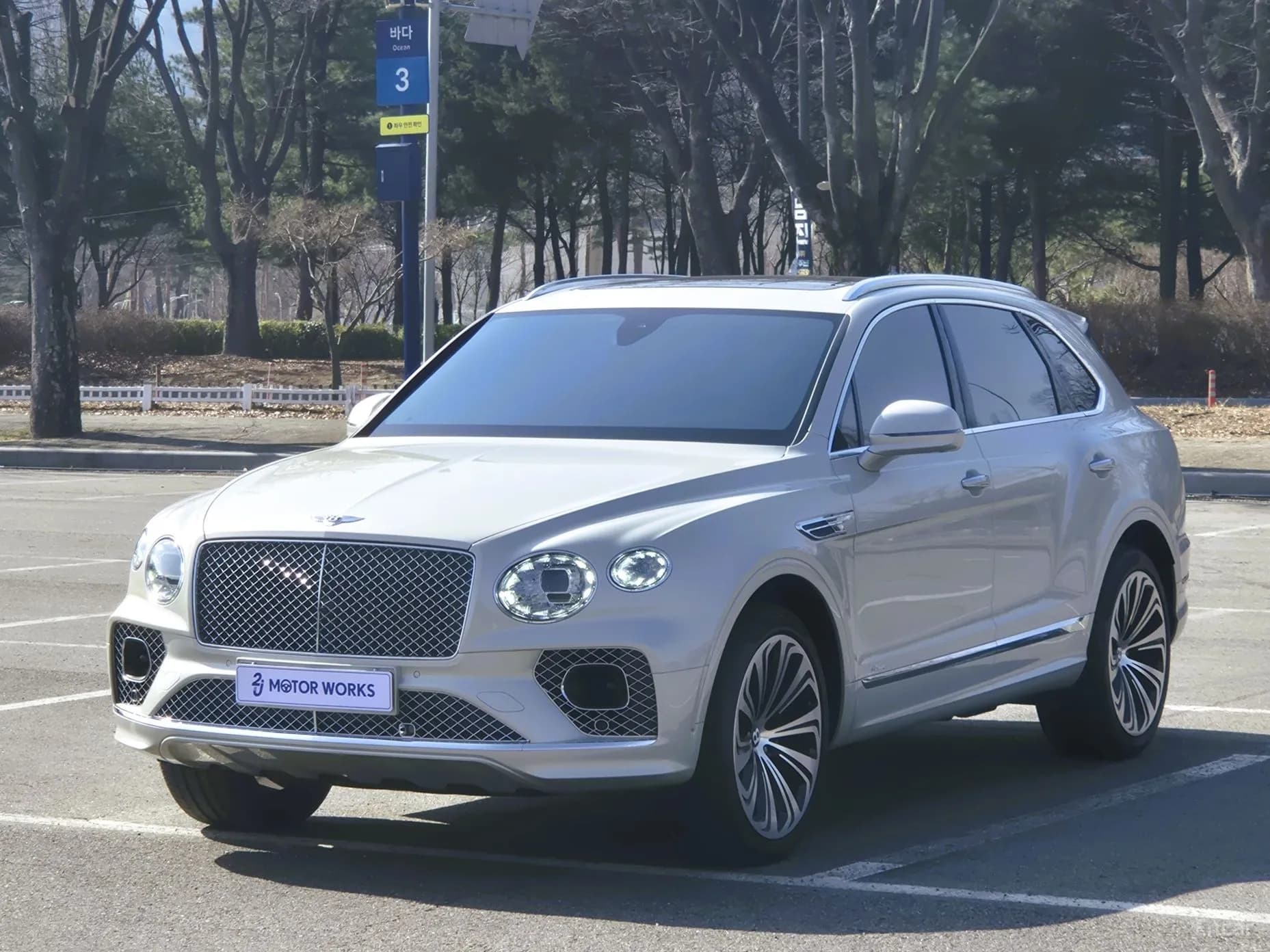 Bentayga