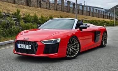 R8 (4S)