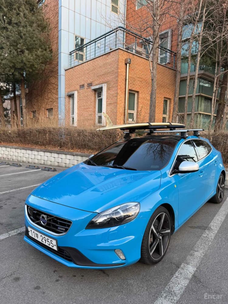 V40