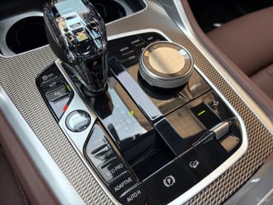 X6 (G06)