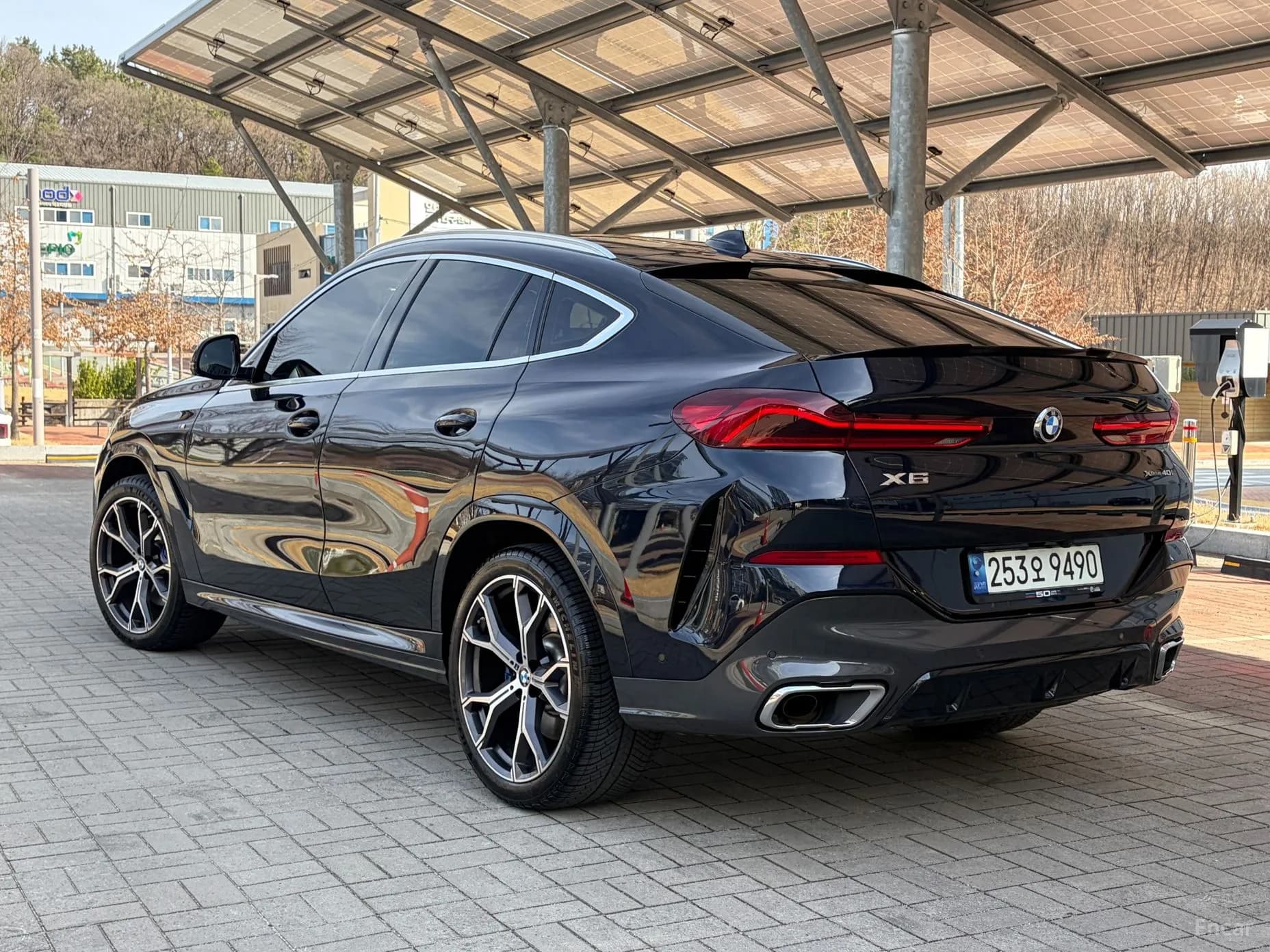 X6 (G06)