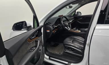 Q7 (4M)