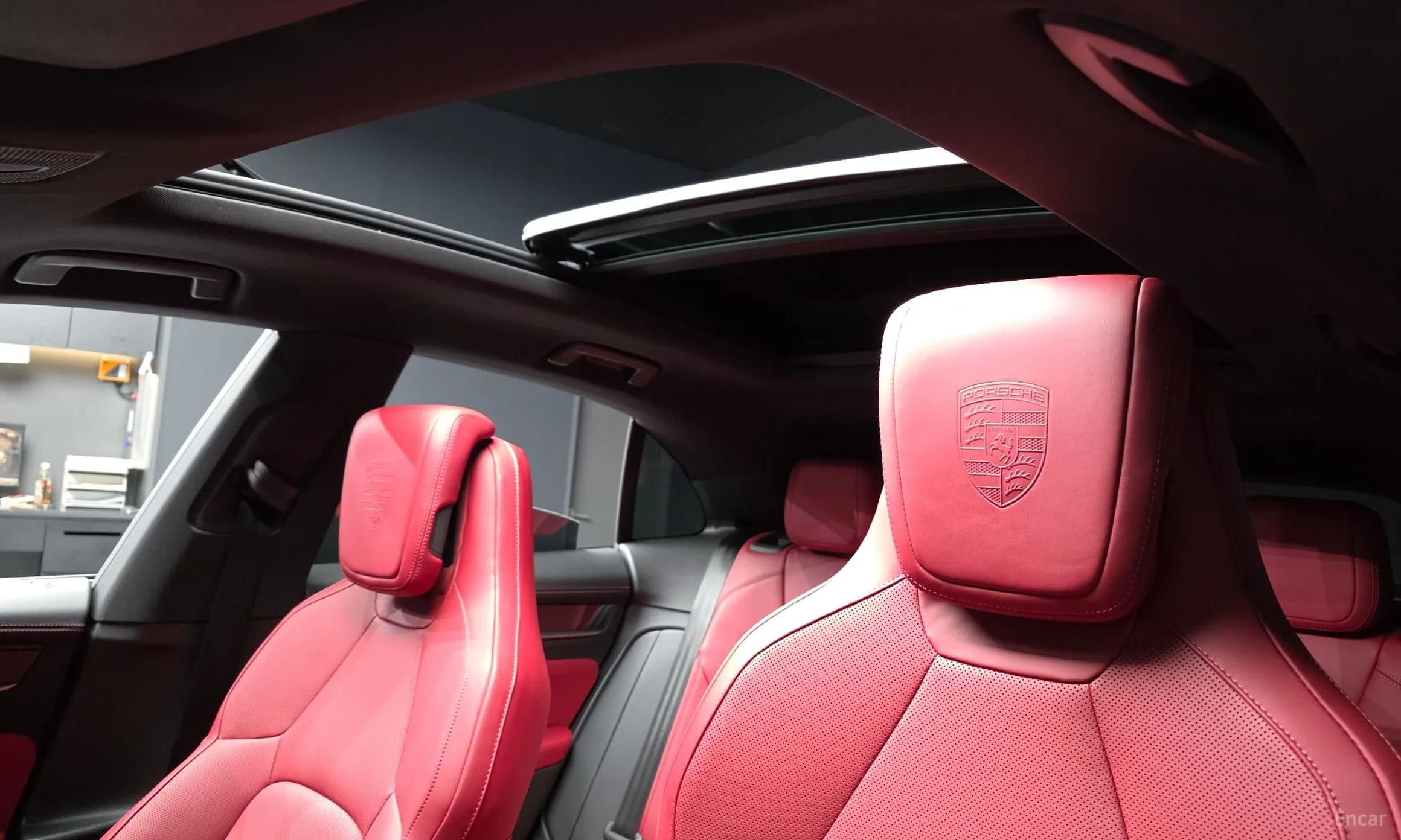 Macan EV