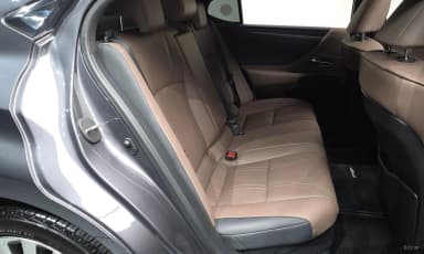 ES300h 7th Generation