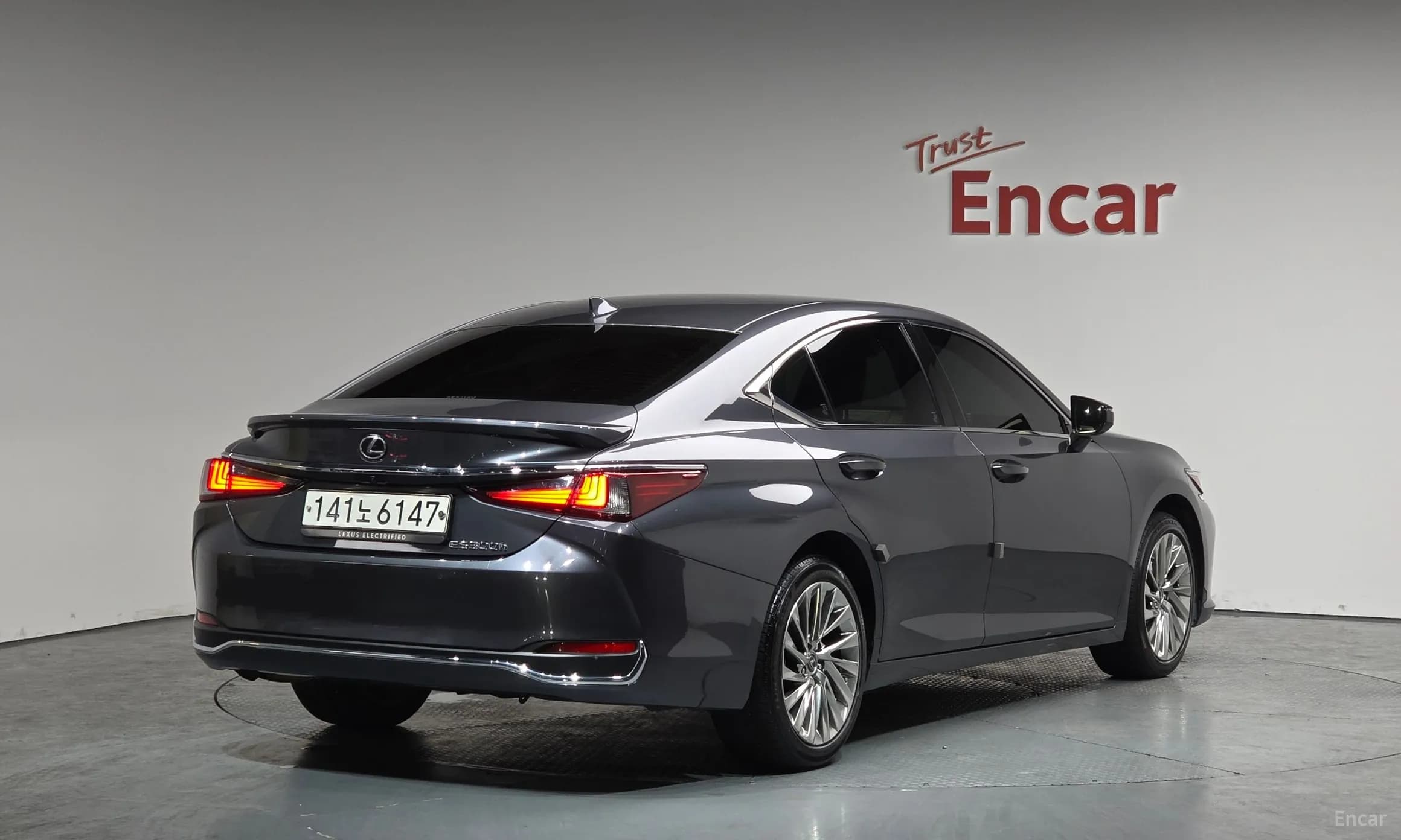 ES300h 7th Generation