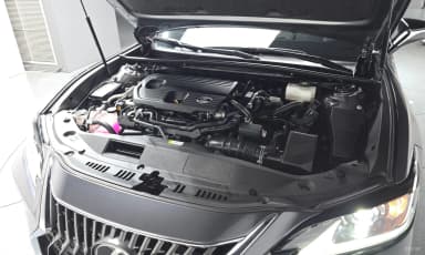 ES300h 7th Generation