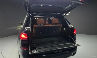 X7 (G07)