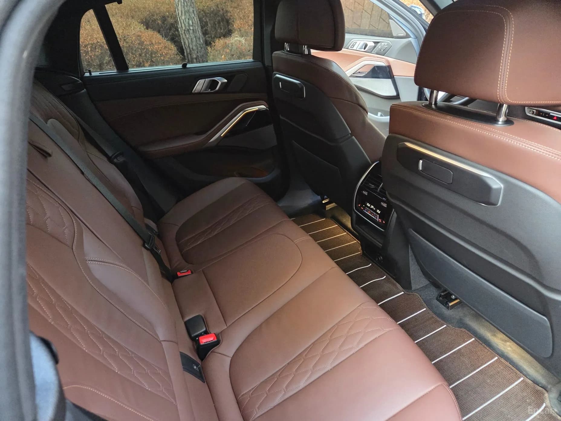 X6 (G06)