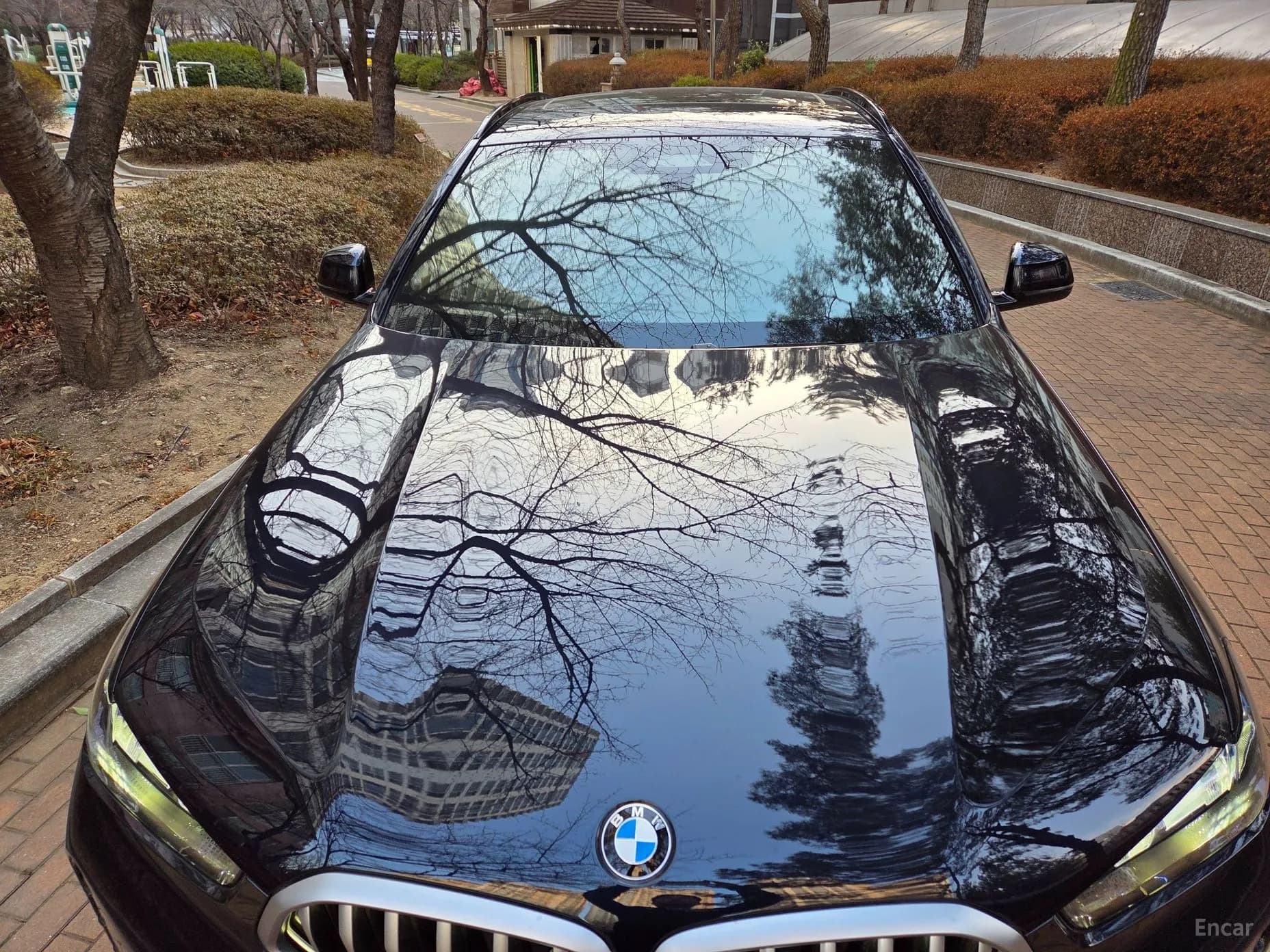X6 (G06)