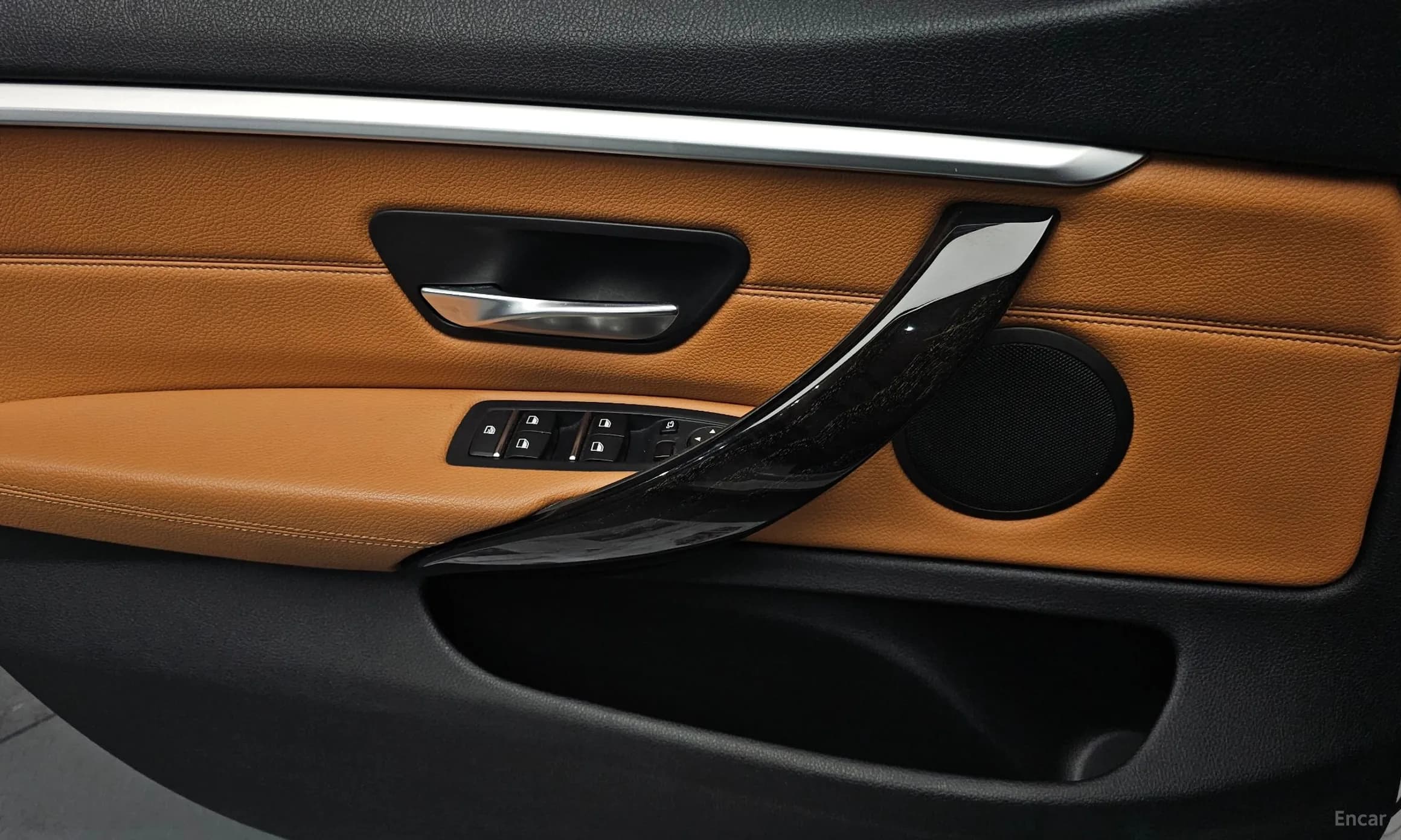 Series 4 (F32)