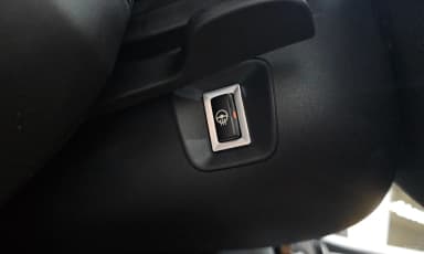Series 4 (F32)