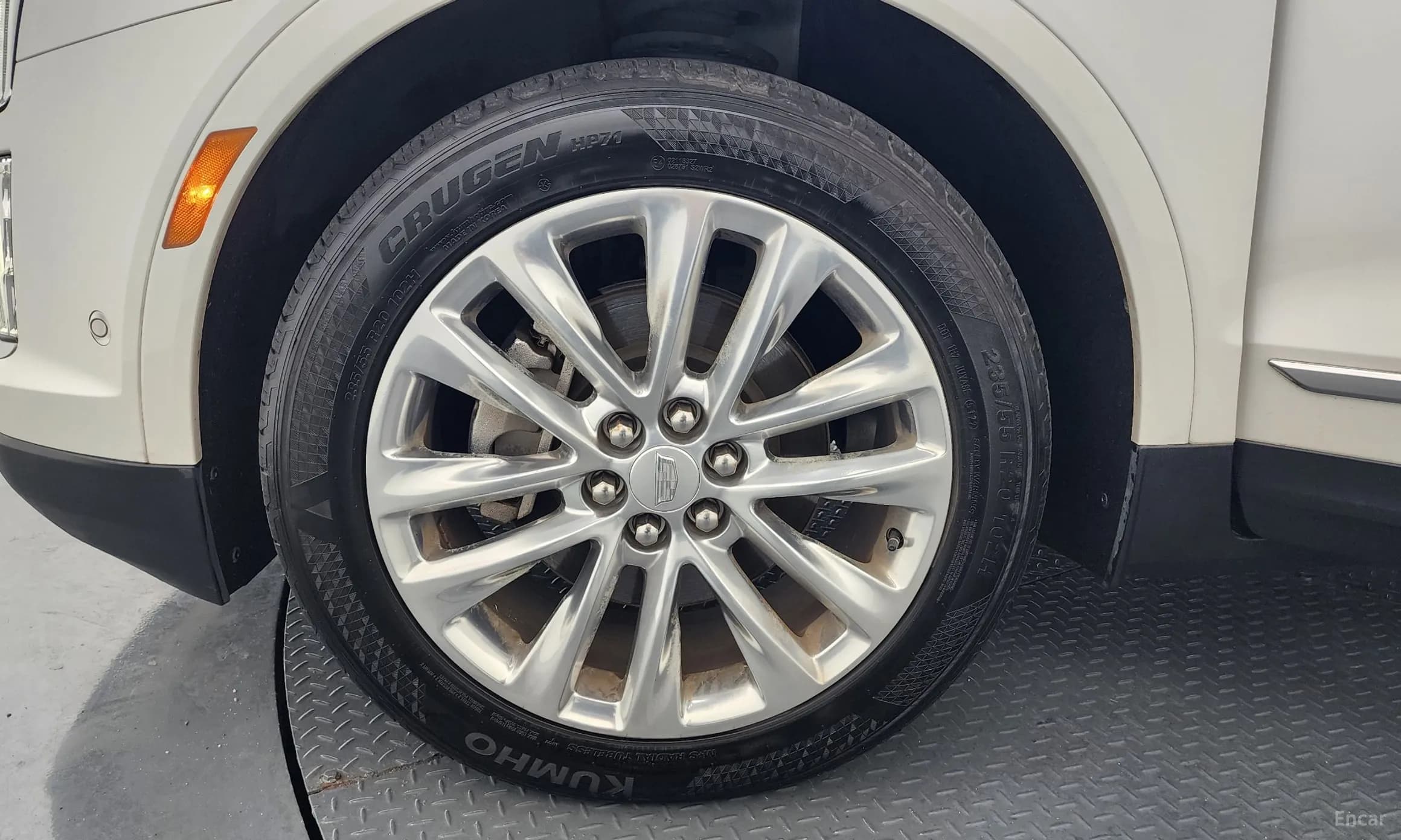 XT5