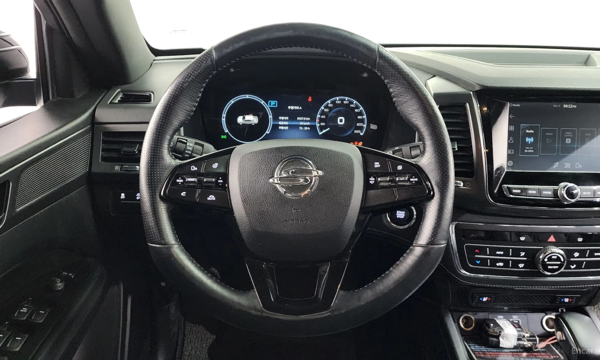 Rexton Sports Khan