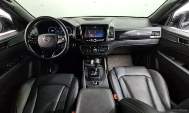 Rexton Sports Khan