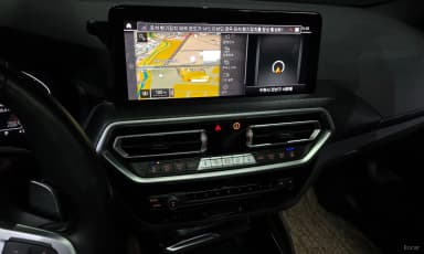 X4 (G02)
