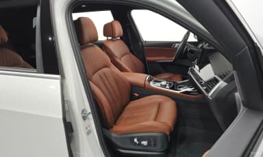 X7 (G07)