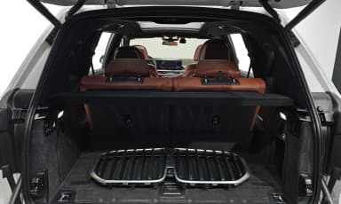 X7 (G07)