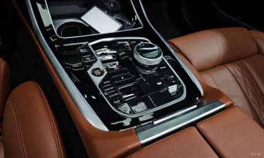 X7 (G07)