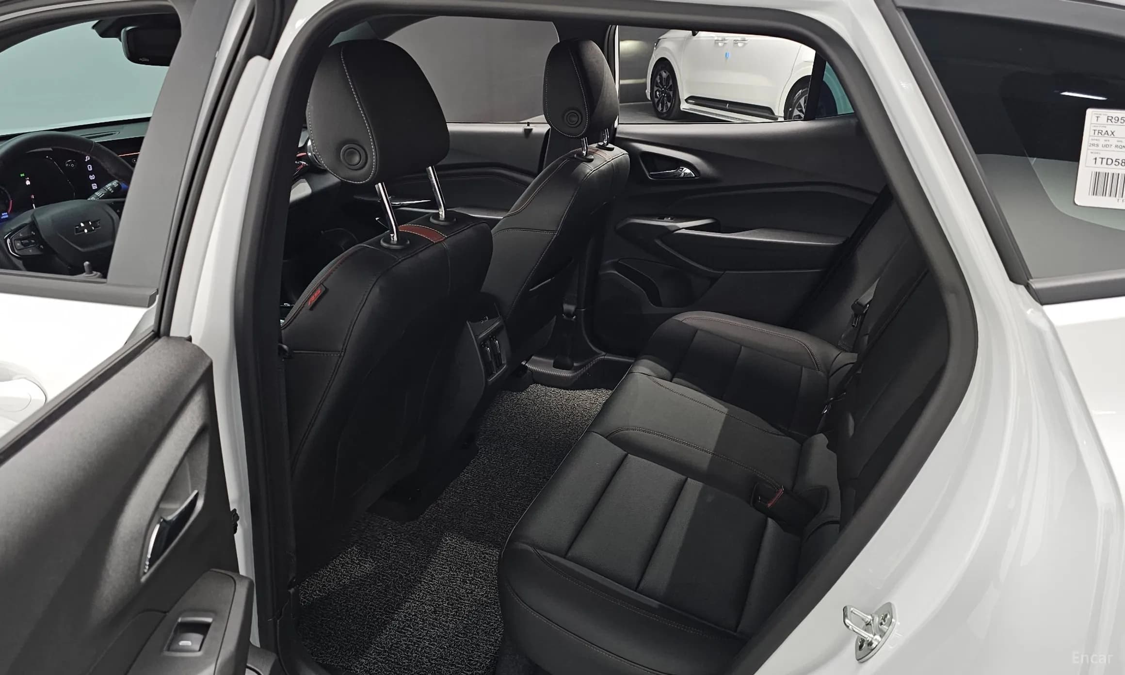 Trax Crossover