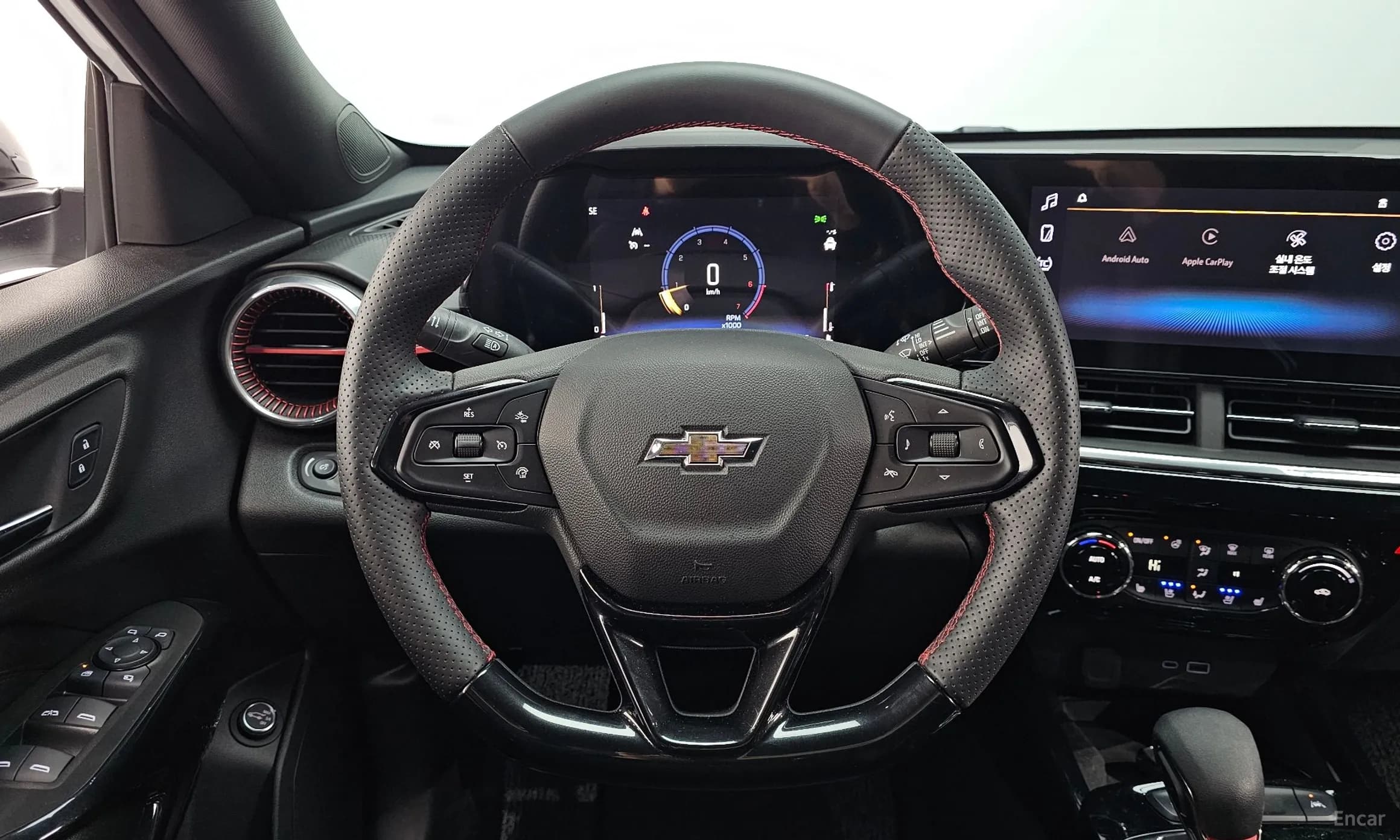 Trax Crossover